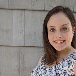 Meet your Posher, Amie